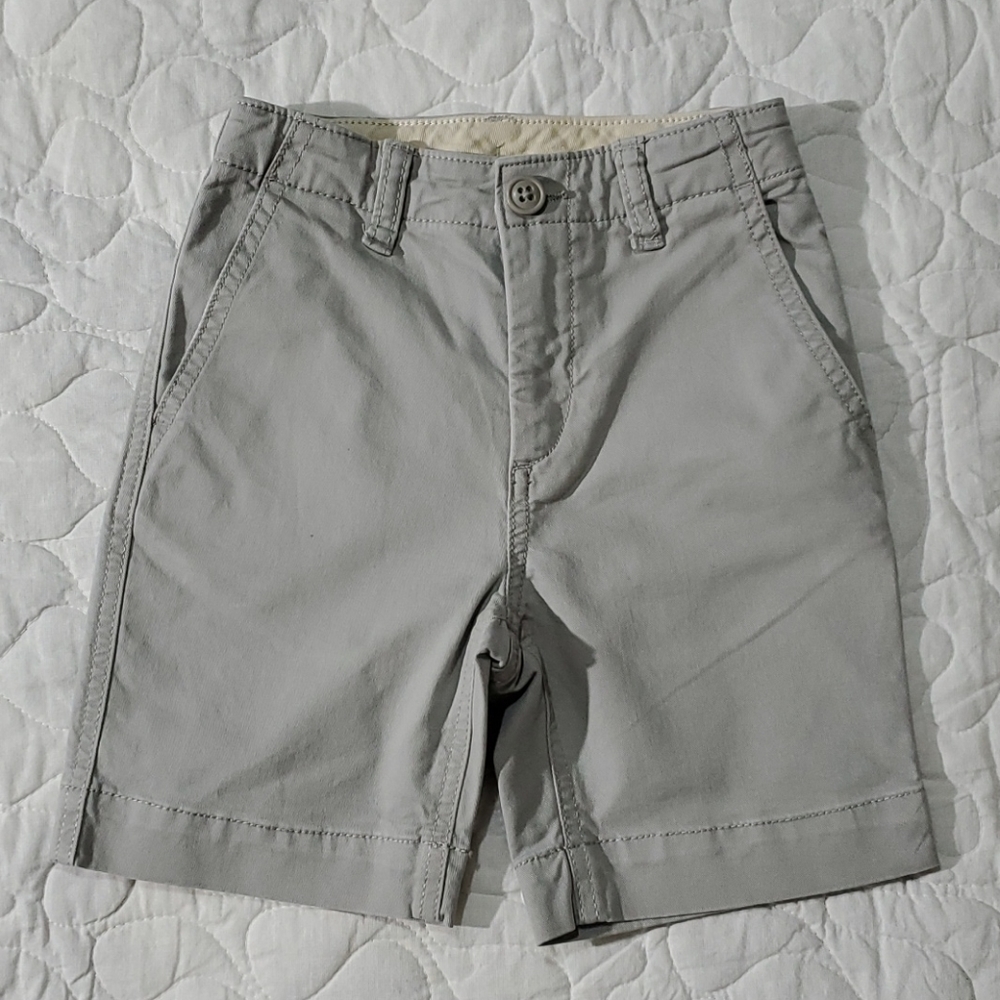 Gap Boys 5T Light Grey Khaki Shorts